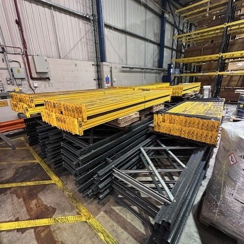 Used pallet racking pile