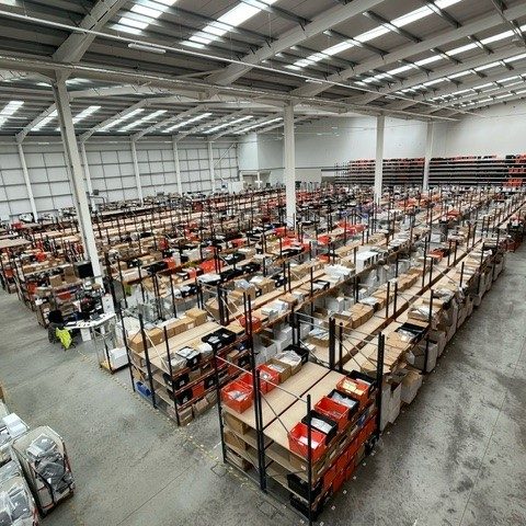 Longspan shelving in a e-commerce warehouse